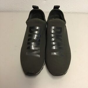 DKNY Women Slip-On Knit Sneaker in Olive size 8,5